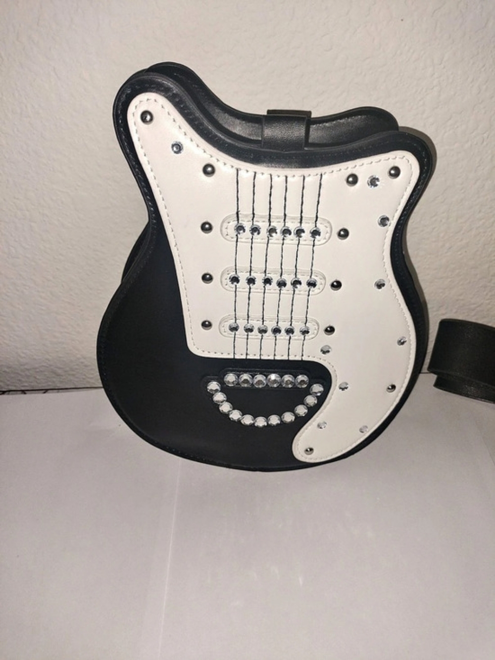 Guitar themed purse set